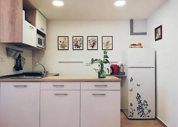 Palazzo Manfredi 37 * باري