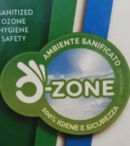 Palazzo Manfredi 37 *